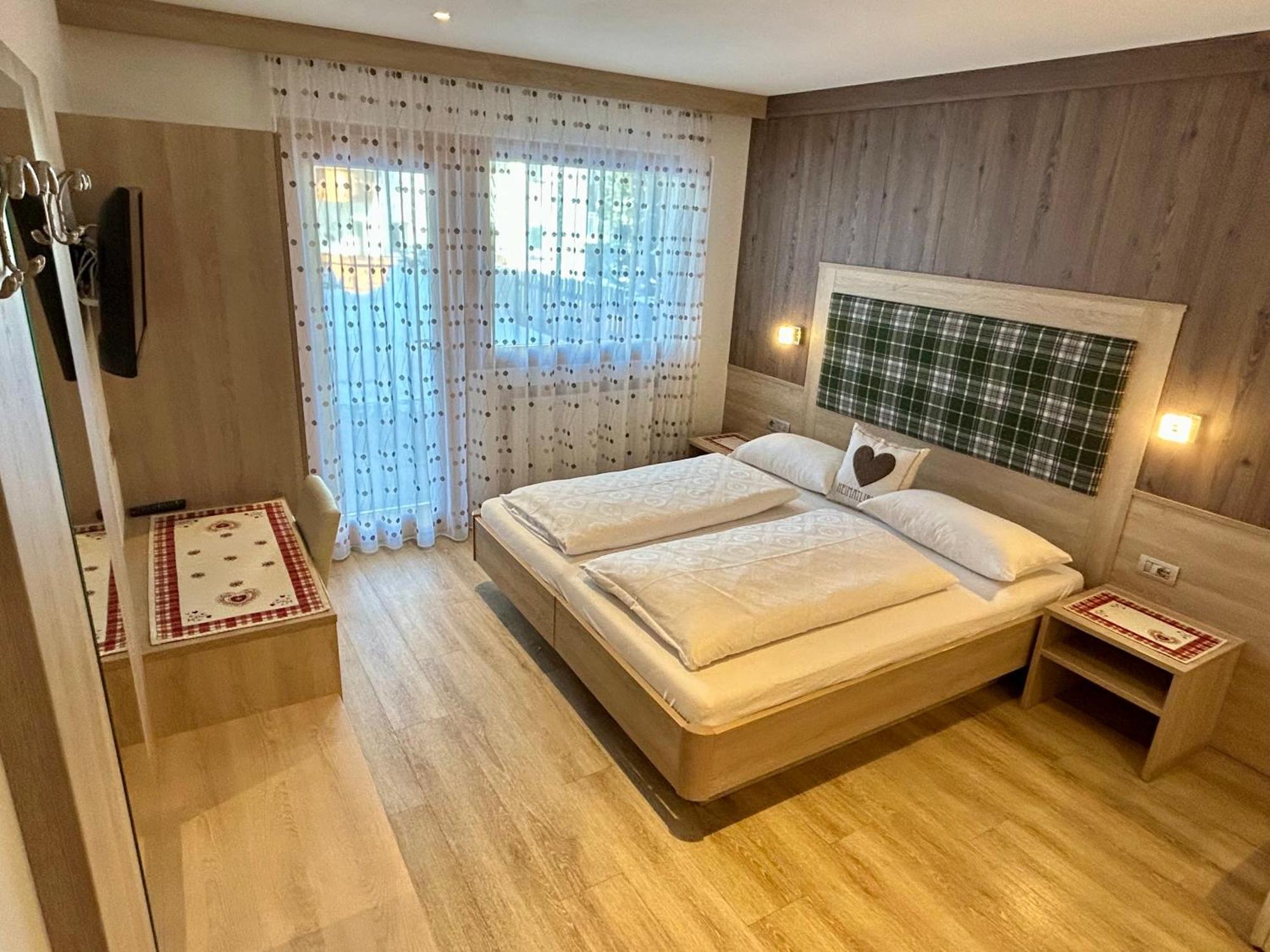 Residence Ravisa Dolomites Σέλβα ντι Βαλ Γκαρντένα Εξωτερικό φωτογραφία